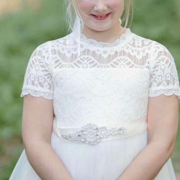 Girls’ Off White Special Occassion Gown & sash - Picture 2 of 2